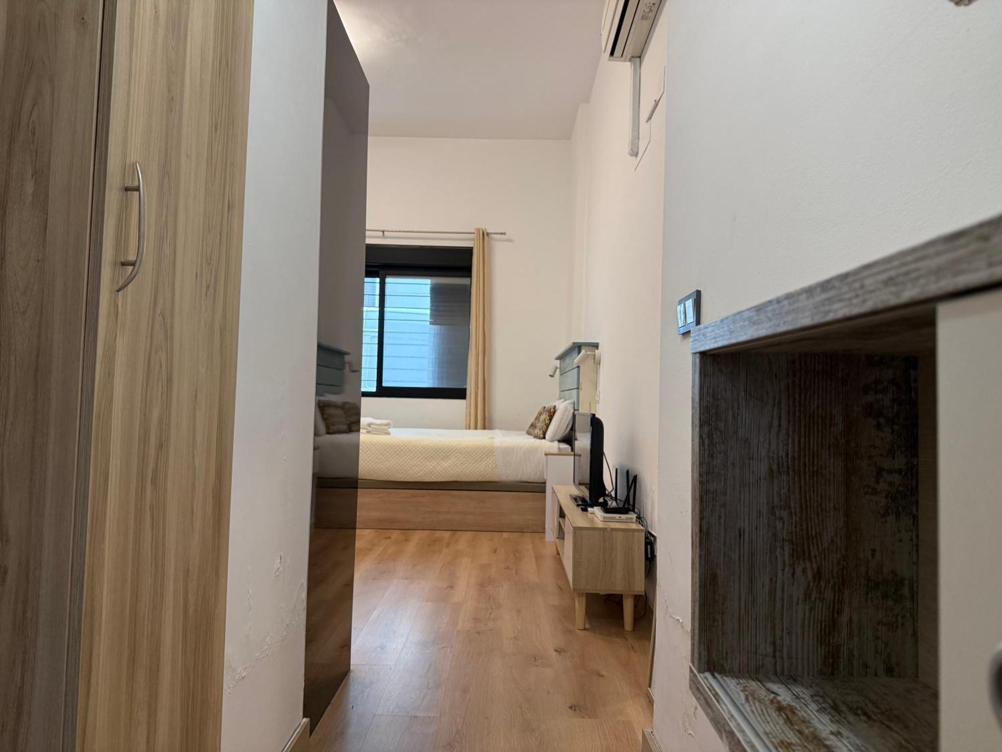 Lovely Studio In The Heart Of Malaga Free Swimming Pool Exterior photo